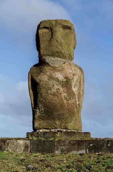 124 - Chile - isla de Rapa Nui o Pascua - Hanga Roa - Ahu Riata